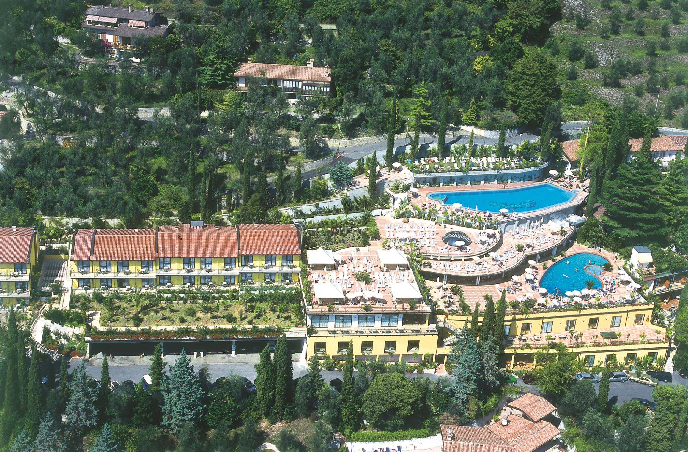Hotel San Pietro Limone sul Garda Esterno foto