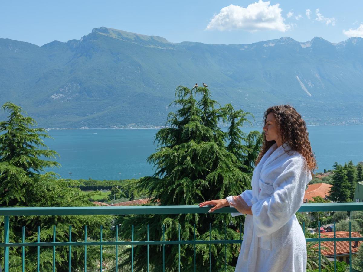 Hotel San Pietro Limone sul Garda Esterno foto